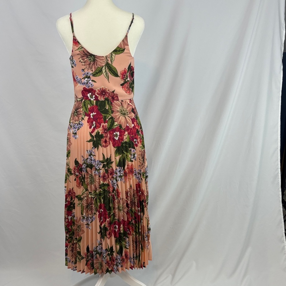 Leith Pleated Dress - Picture 4 of 8